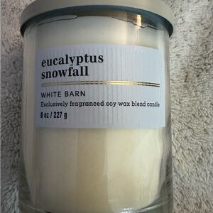 White Barn Eucalyptus Snowfall Candle - White and Gold Label